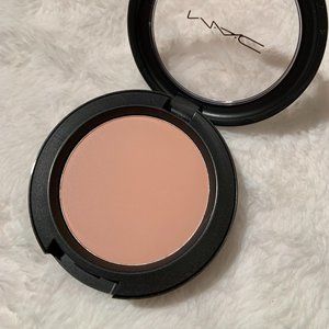 MAC Sheertone Blush in PEACEFUL